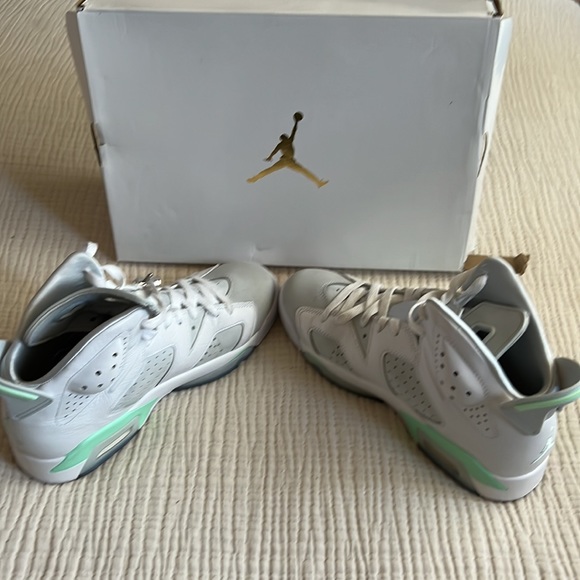 Jordan 6 Retro - Picture 3 of 6